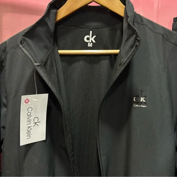 Calvin Klein unisex track suit - Picture 5 of 13